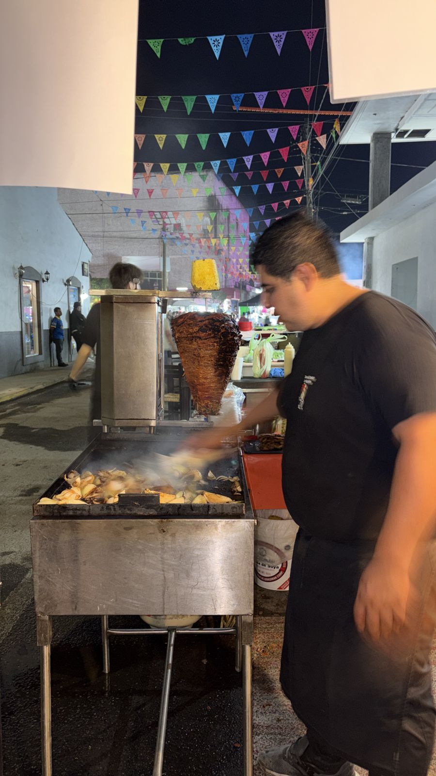 Comal y trompo